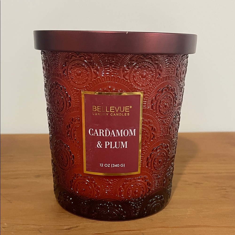🦁 Cardamom & Plum Scented Candle 2 wick